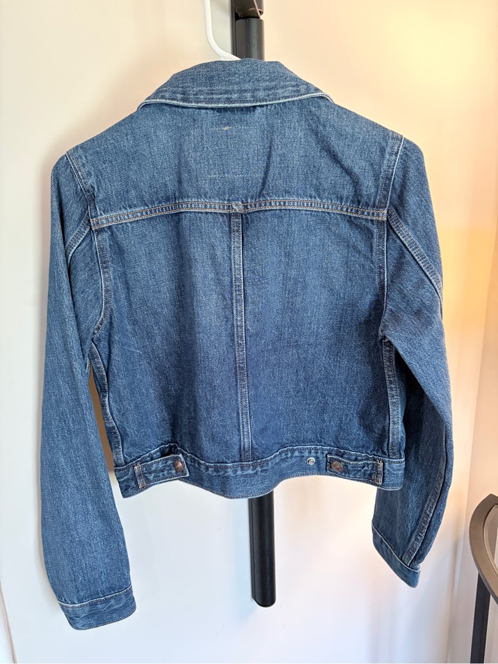 Levi's Women's Dark Blue Denim Trucker Jacket - Picture 4 of 6